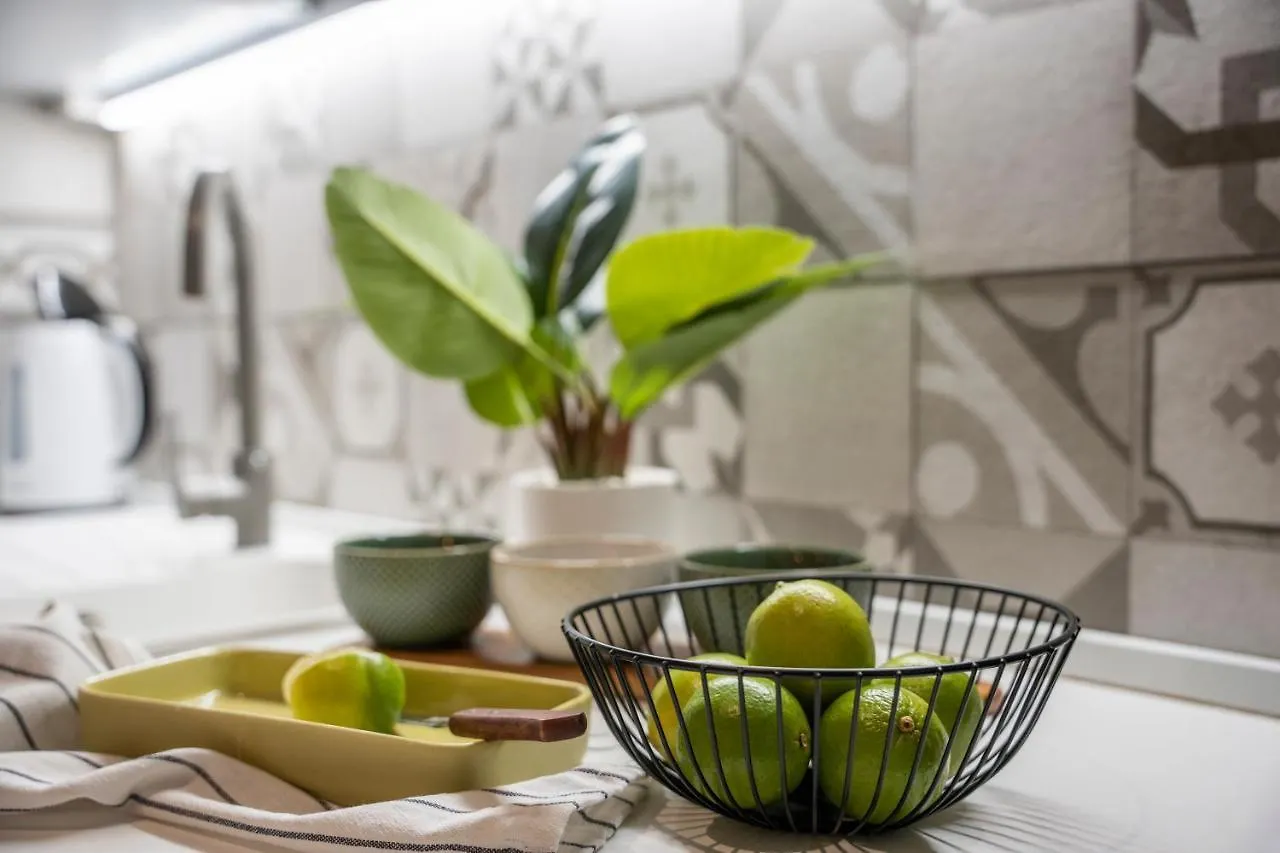 Puglia5Stars Stazione Centrale Urban Green Bari Apartmán